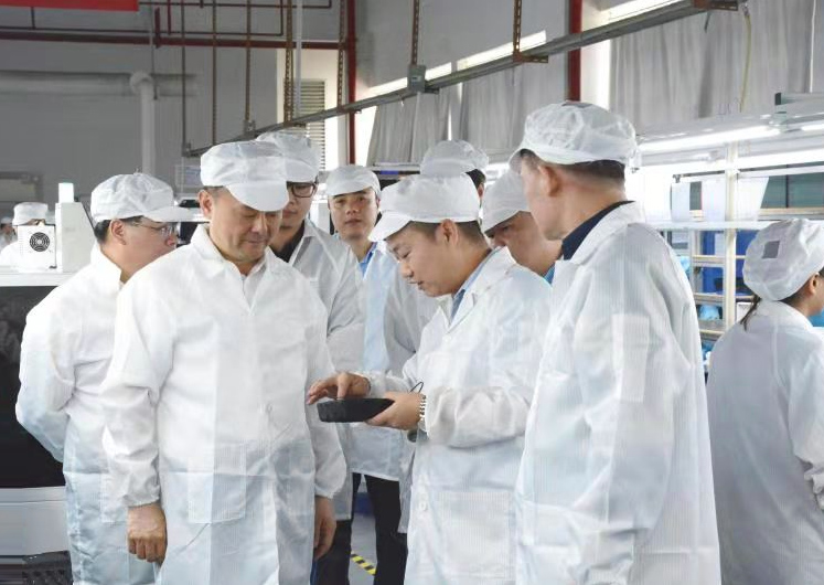 六盘水市委书记陈敏率队到佳禾调查